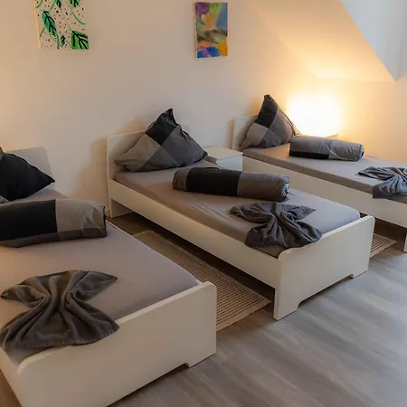 Kaiserbrunnen Gastromeile, City, Messe & Stadionnah Apartmán